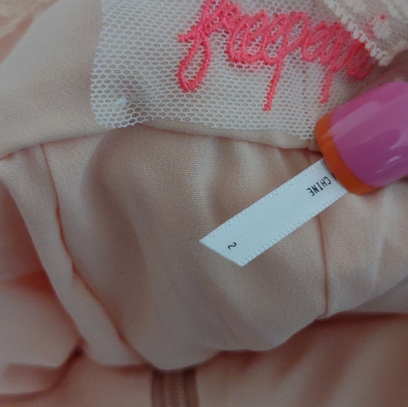 NWT Free People peach/rose gold heart to heart romper size 2 - Picture 5 of 5